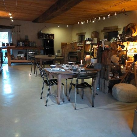 Suites De Campagne Les Eydieux, Petits Dejeuners Inclus Saint-Angel  Luaran gambar