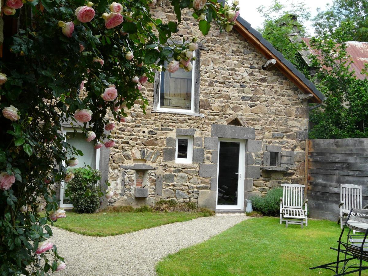 Suites De Campagne Les Eydieux, Petits Dejeuners Inclus Saint-Angel  Luaran gambar