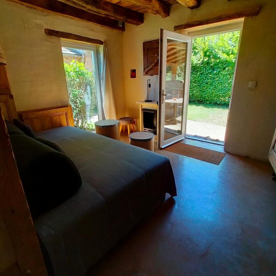 Suites De Campagne Les Eydieux, Petits Dejeuners Inclus Saint-Angel  Luaran gambar