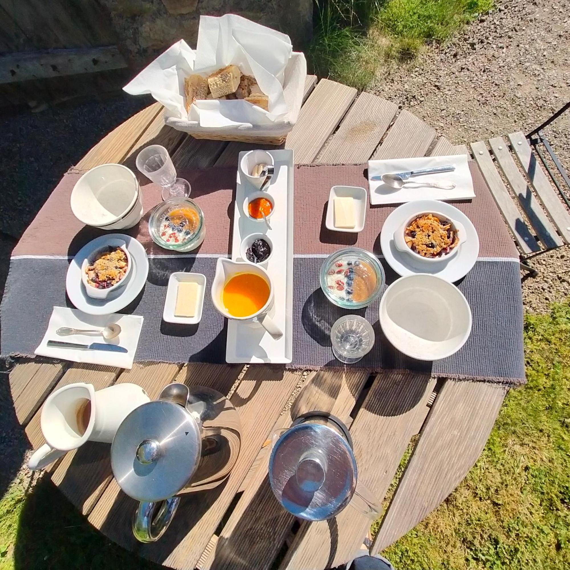Suites De Campagne Les Eydieux, Petits Dejeuners Inclus Saint-Angel  Luaran gambar