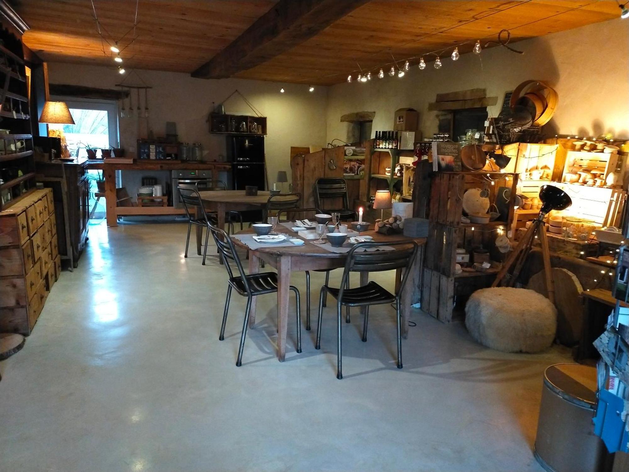 Suites De Campagne Les Eydieux, Petits Dejeuners Inclus Saint-Angel  Luaran gambar